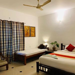 Double Room Private Bathroom